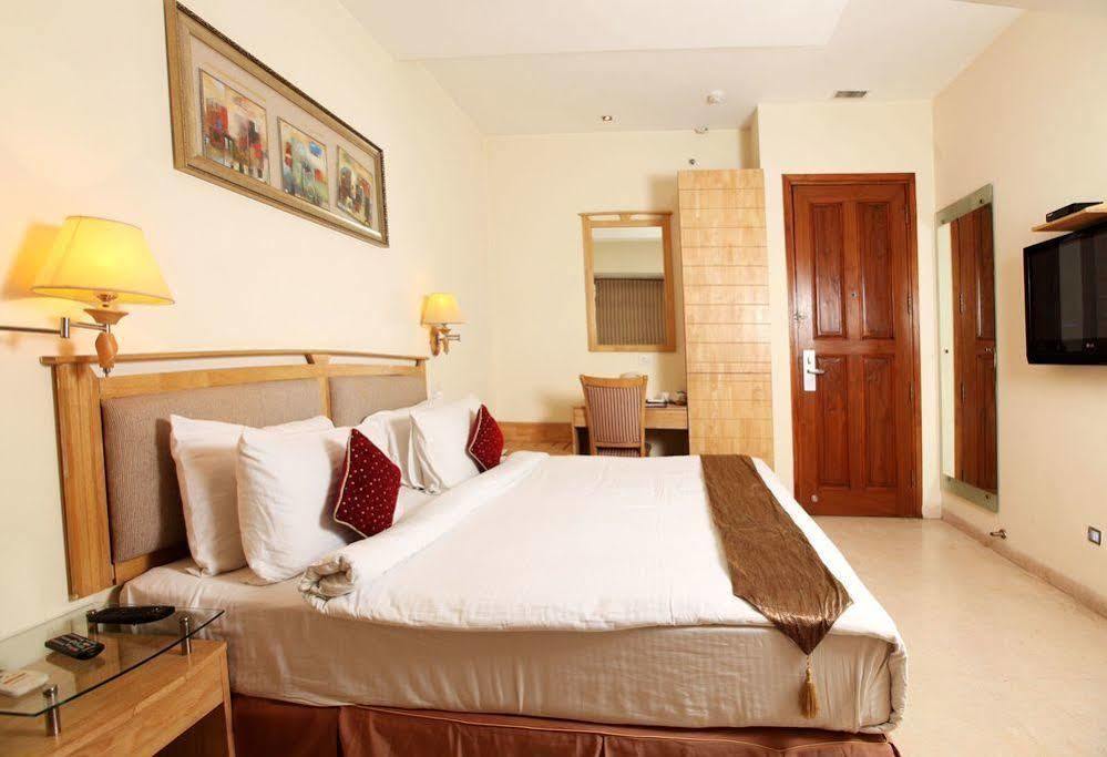 Hotel Comfort Zone Greater Kailash 新德里 外观 照片